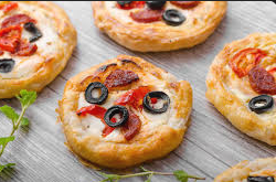 MINI PIZZAS